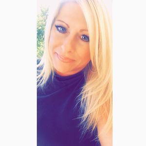 Meet your Posher, Yvette